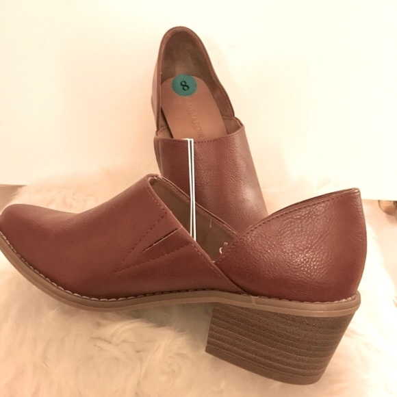 Cynthia Rowley Sz 8 Chunky Ankle Western 2”- Heeled Cinnamon Brown - Picture 1 of 10